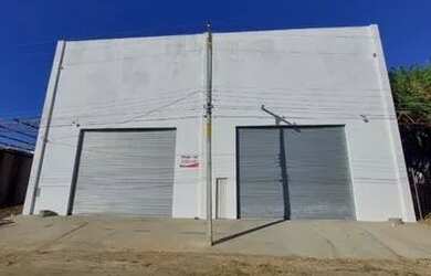 Imagem: O depósito possui 5 Vagas na garagem, 500m² de Área e está