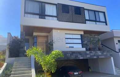 Imagem: A casa em condomínio possui 3 Dormitórios, 4 Banheiros, 4