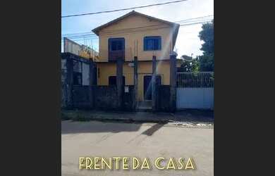 Imagem: A casa possui 4 Dormitórios e está localizado em Tarumã