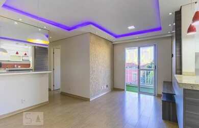 Imagem: A casa possui 3 Dormitórios, 1 Banheiro, 1 Vaga na garagem