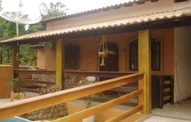 Imagem: A casa em condomínio possui 2 Dormitórios, 2 Banheiros, 5