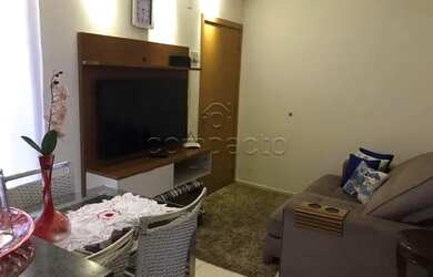 Imagem: O apartamento possui 2 Dormitórios, 1 Banheiro, 1 Vaga na garagem