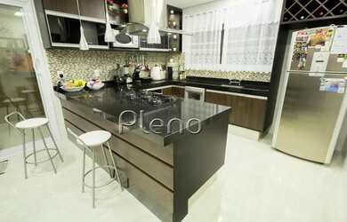 Imagem 16: Venda Casa com 360,00 metroQuadrado, 5 dormitório s , 3 vaga s . Swiss...