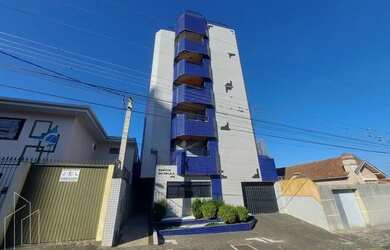 Imagem: O apartamento possui 3 Dormitórios, 1 Banheiro, 1 Vaga na garagem