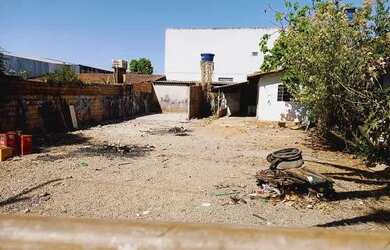 Imagem: O terreno possui 388m² de Área e está localizado em Jardim