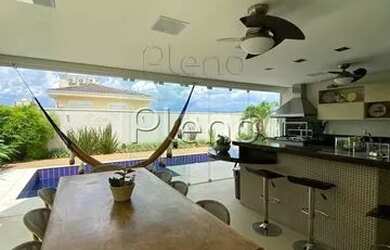 Imagem 6: Venda Casa com 270,00 metroQuadrado, 3 dormitório s , 4 vaga s . Swiss...