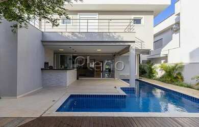 Imagem 16: Venda Casa com 320,00 metroQuadrado, 4 dormitório s , 2 vaga s . Swiss...