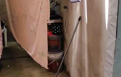 Imagem 12: 2 casas toda no porcelanato na avenida principal