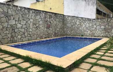 Imagem: A casa em condomínio possui 3 Dormitórios, 4 Banheiros, 3