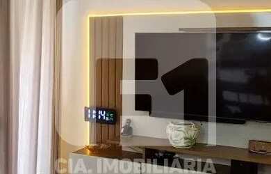 Imagem: O apartamento possui 2 Dormitórios, 2 Banheiros, 1 Vaga na