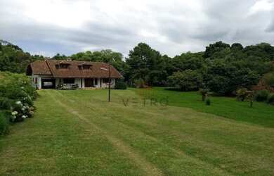 Imagem: A fazenda possui 290m² de Área e está localizado em Gramado