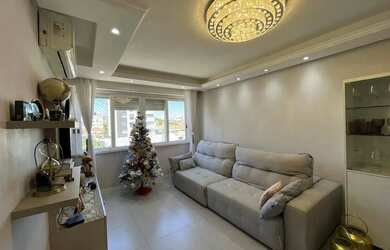 Imagem 2: Apartamento à venda/ Três dorm/ Elevador/Garagem/ Amplo/ Bem Localizado