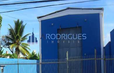 Imagem: O depósito possui 1 Vaga na garagem, 360m² de Área e está