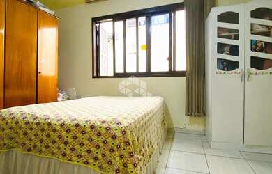 Imagem 11: Casa a venda com 3 dormitórios e 3 banheiros no Bairro Medianeira em Santa Maria