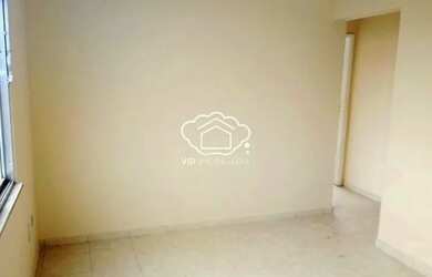 Imagem: O apartamento possui 3 Dormitórios, 1 Banheiro, 1 Vaga na garagem