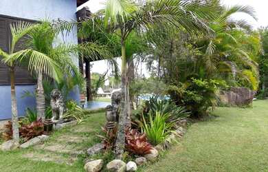 Imagem 4: Casa com 3 dormitórios no bairro Praia do Rosa em Imbituba SC