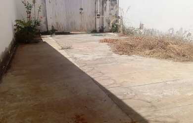 Imagem 4: Casa 3/4 sendo uma suíte,Em Lote 172 m².Próximo Aeroporto