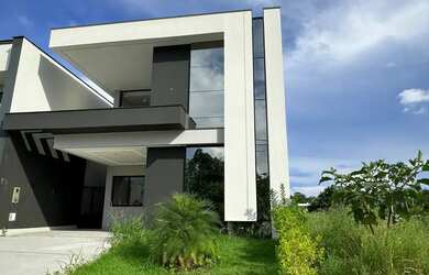 Imagem: A casa em condomínio possui 3 Dormitórios, 5 Banheiros, 2