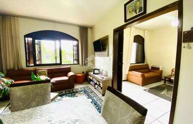 Imagem 3: Casa a venda com 3 dormitórios e 3 banheiros no Bairro Medianeira em Santa Maria