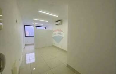 Imagem: O depósito possui 1 Vaga na garagem, 20m² de Área e está