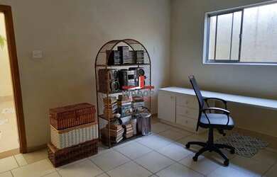 Imagem 13: Espaçosa casa à venda em São Paulo com 3 quartos, 2 salas e 2 vagas...