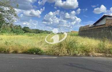 Imagem: O terreno possui 484m² de Área e está localizado em Jardim