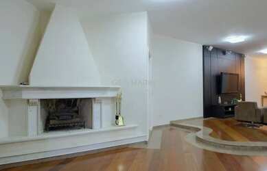 Imagem: A casa em condomínio possui 5 Dormitórios, 5 Banheiros, 4