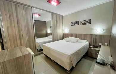 Imagem: O apartamento possui 1 Dormitório, 1 Banheiro, 1 Vaga na garagem