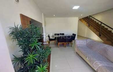 Imagem: A casa em condomínio possui 3 Dormitórios, 3 Banheiros, 2