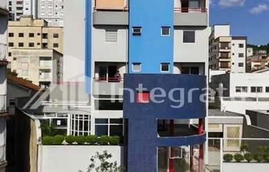 Imagem: O apartamento possui 1 Dormitório, 2 Banheiros, 1 Vaga na garagem