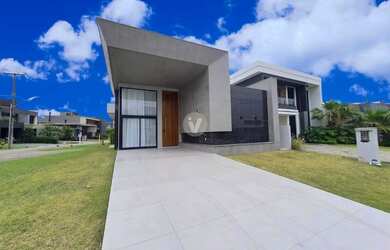 Imagem: A casa em condomínio possui 3 Dormitórios, 4 Banheiros, 2