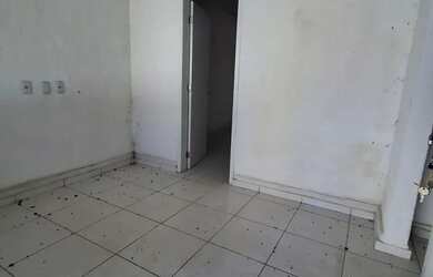 Imagem 2: Casa com 2 quartos em Venda da Cruz - São Gonçalo - RJ