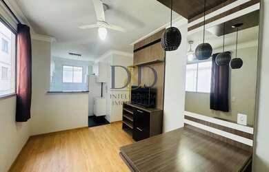 Imagem: O apartamento possui 2 Dormitórios, 1 Banheiro, 1 Vaga na garagem