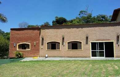 Imagem: A fazenda possui 750m² de Área e está localizado em Portão