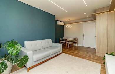 Imagem: O apartamento possui 2 Dormitórios, 2 Banheiros, 2 Vagas na