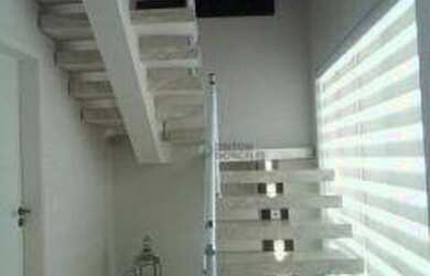 Imagem: A casa em condomínio possui 3 Dormitórios, 4 Banheiros, 3