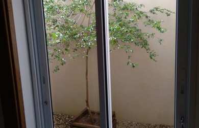 Imagem 8: Casa de condomínio térrea para venda possui 130 metros quadrados com...