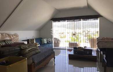 Imagem 4: Casa de condomínio para venda possui 350 metros quadrados com 4 quartos