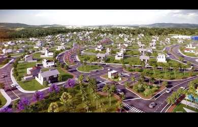 Imagem: O terreno possui 200m² de Área, Imóvel novo e está localizado