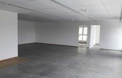 Imagem 5: Salas comerciais, conjunto com 364 m², 11 vagas, pronto para uso - Centro...
