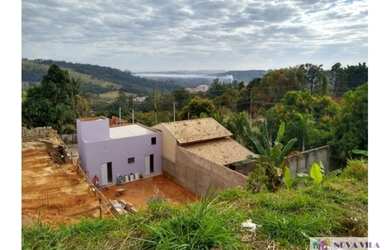 Imagem: O terreno possui 349m² de Área e está localizado em Terras