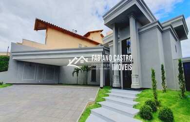 Imagem: A casa em condomínio possui 5 Dormitórios, 5 Banheiros, 4