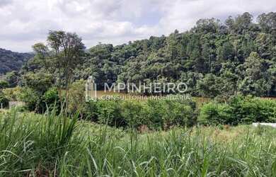 Imagem: O terreno possui 363m² de Área e está localizado em Roseira