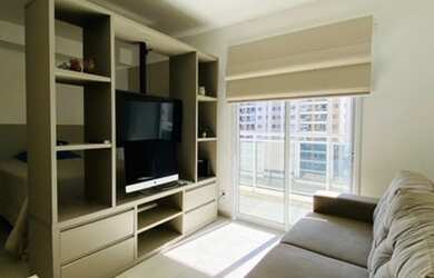 Imagem: O apartamento possui 1 Dormitório, 1 Banheiro, 1 Vaga na garagem