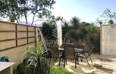 Imagem 11: Casa de condomínio para venda possui 350 metros quadrados com 4 quartos