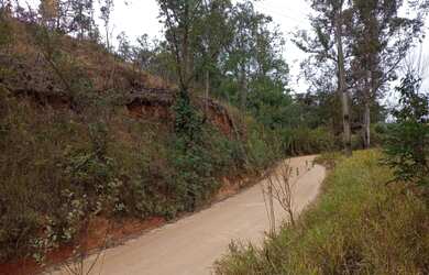 Imagem 9: oportunidade terreno com uma vista toda para represa