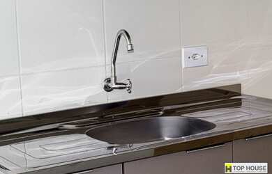 Imagem 11: Casa térrea com 2 dormitórios, sala, cozinha americana.Condomínio fechado...