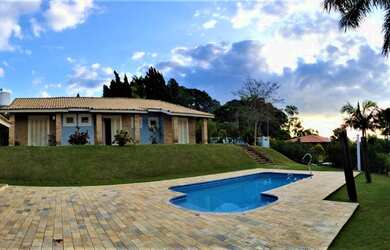 Imagem: A fazenda possui 278m² de Área e está localizado em Mairinque