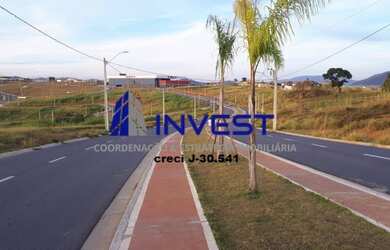 Imagem: O terreno possui 258m² de Área e está localizado em Área