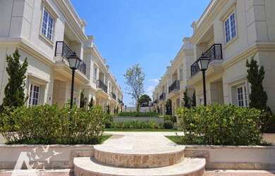 Imagem: A casa em condomínio possui 4 Dormitórios, 5 Banheiros, 4